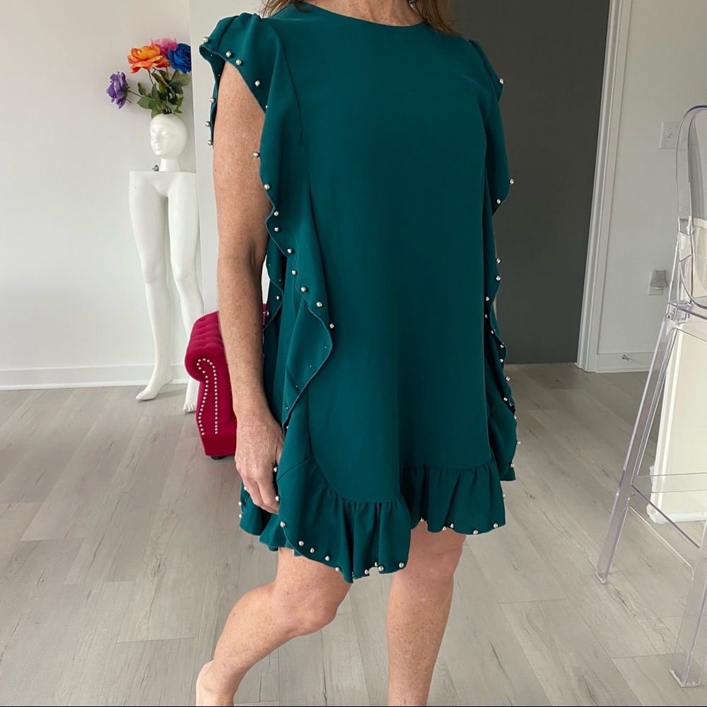 ❤️ TCEC Emerald Green Beaded Sleeveless Ruffle A Line Mini Dress